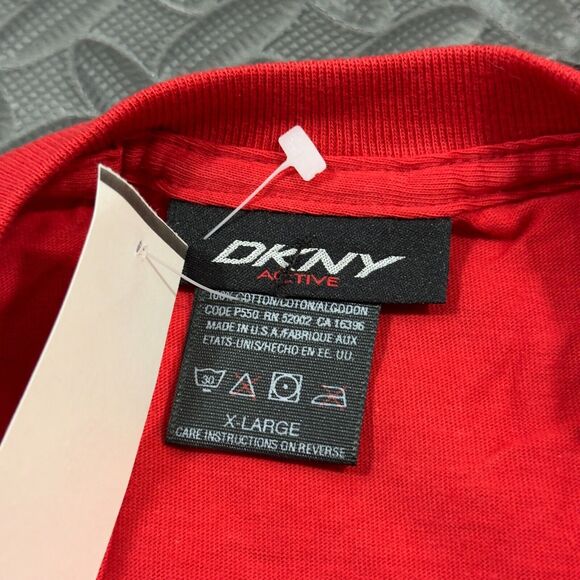 DKNY Jeans Active Shirt Mens XL Red Stretch Long Sleeve Crew Neck Pullover Tee - Picture 4 of 7
